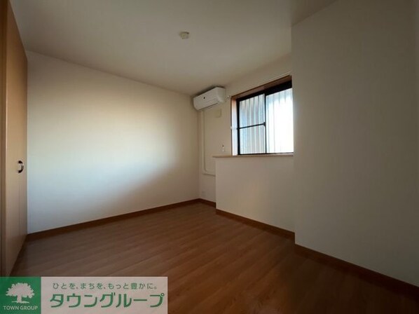 パイン・ツリーの物件内観写真